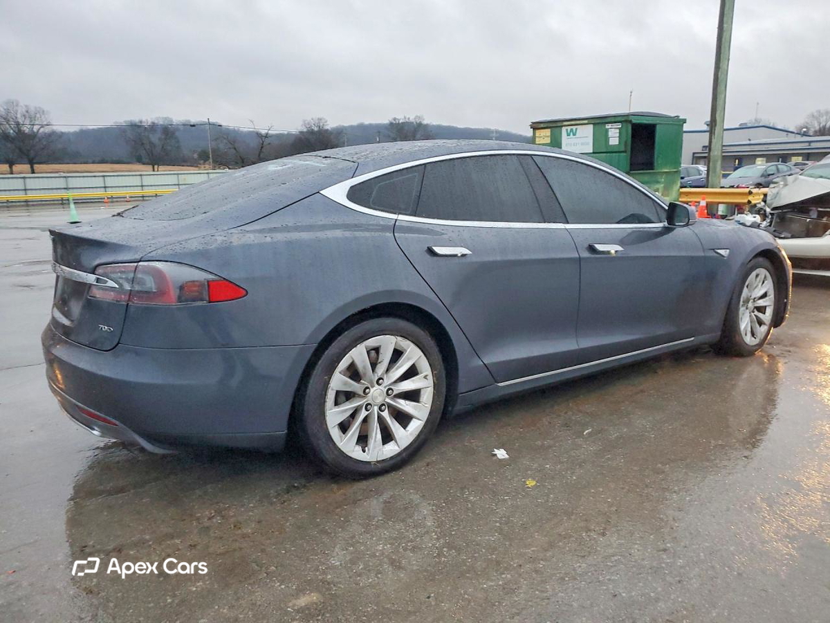 Tesla Model S 2016