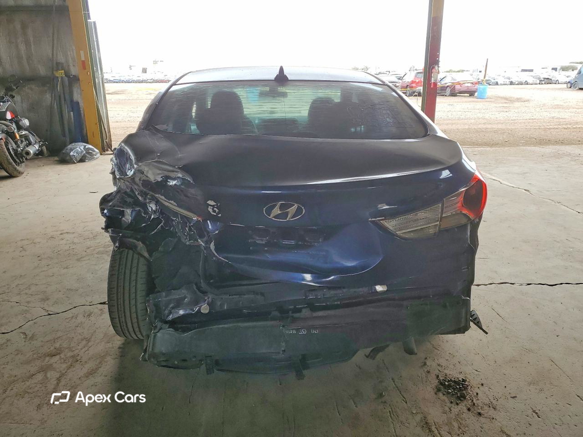 Hyundai Elantra 2011