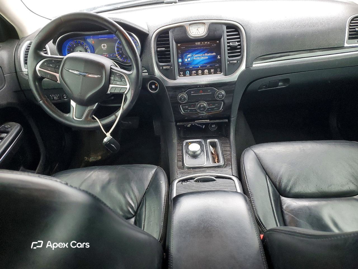 Chrysler 300 2016