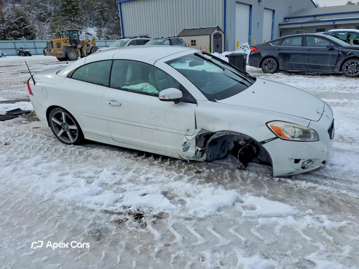 Volvo C70 2013