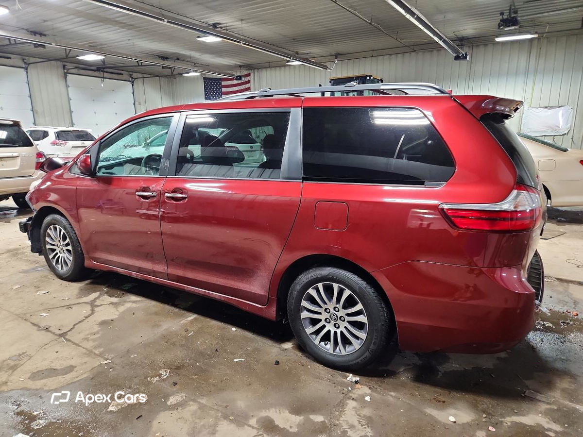 Toyota Sienna 2018