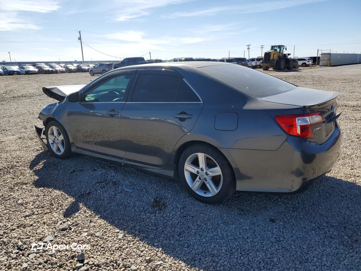 Toyota Camry 2012