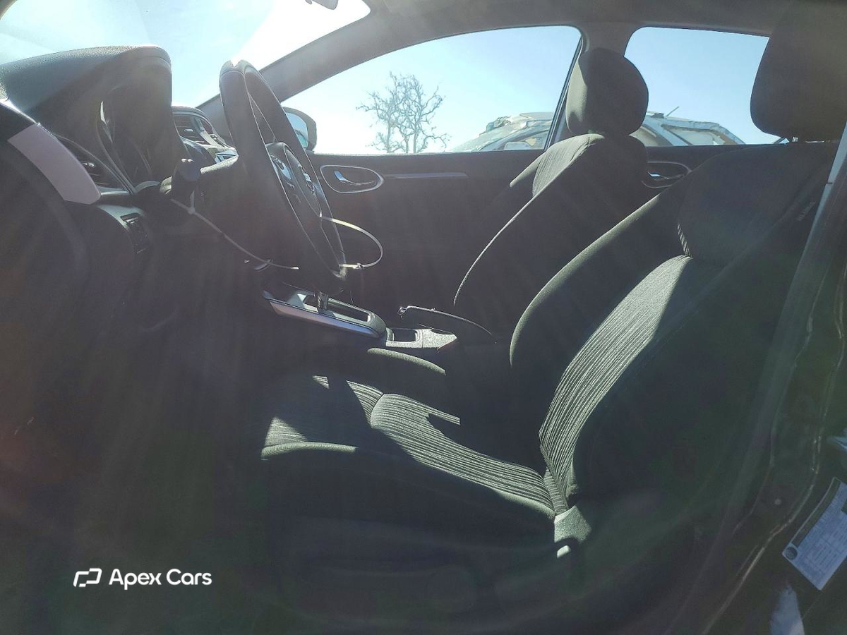 Nissan Sentra 2019