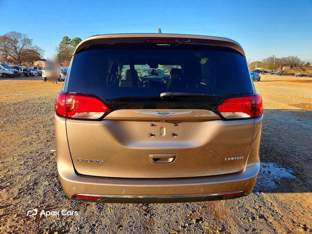 Chrysler Pacifica 2018
