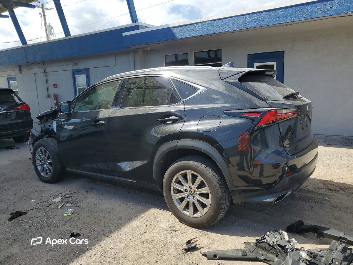 Lexus NX 2021