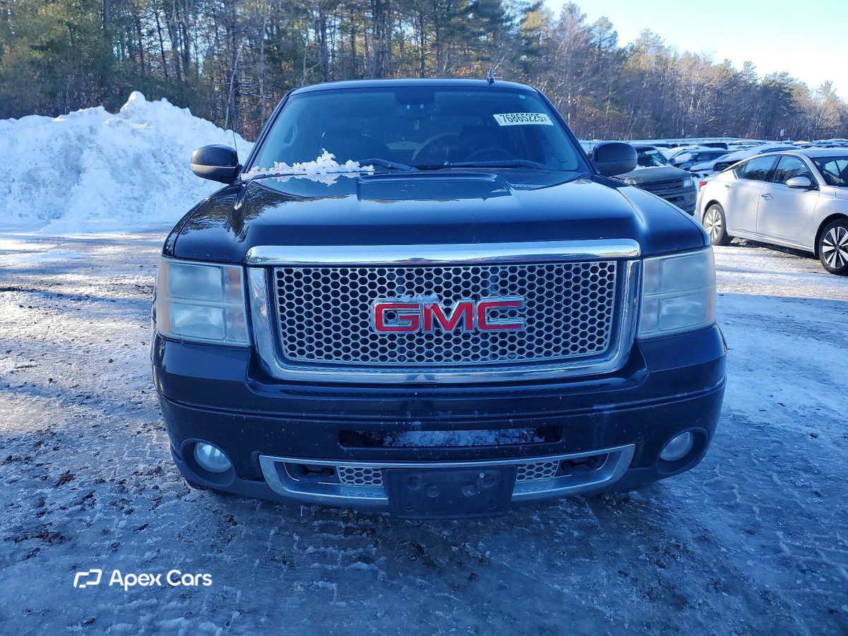 GMC Sierra 2011