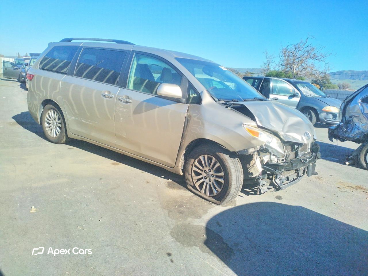 Toyota Sienna 2017