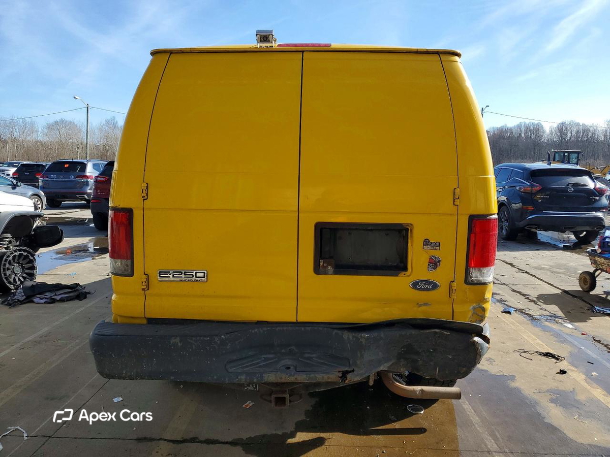 Ford Econoline 2008