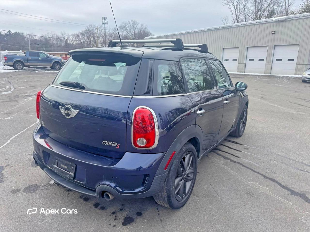 MINI Cooper 2011