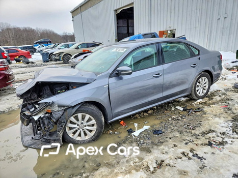 Volkswagen Passat 2014 - Image 1 of 13
