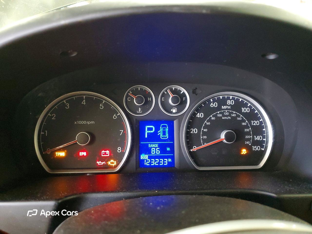 Hyundai Elantra 2012