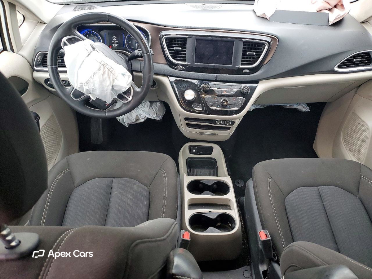 Chrysler Voyager 2022