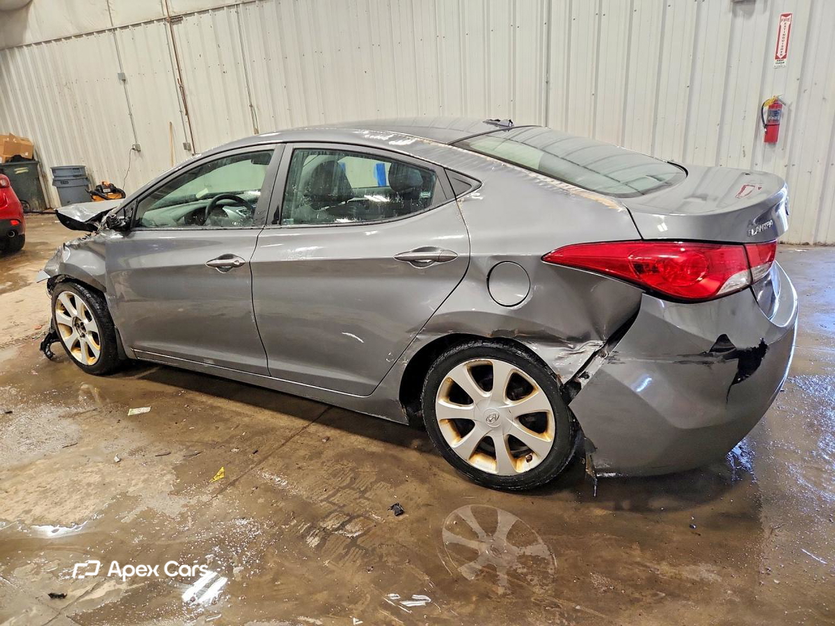Hyundai Elantra 2012
