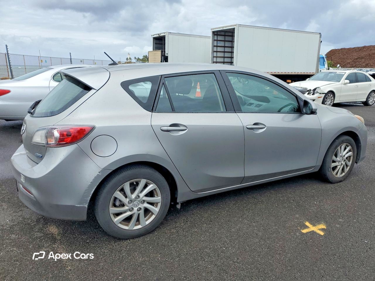 Mazda 3 2012