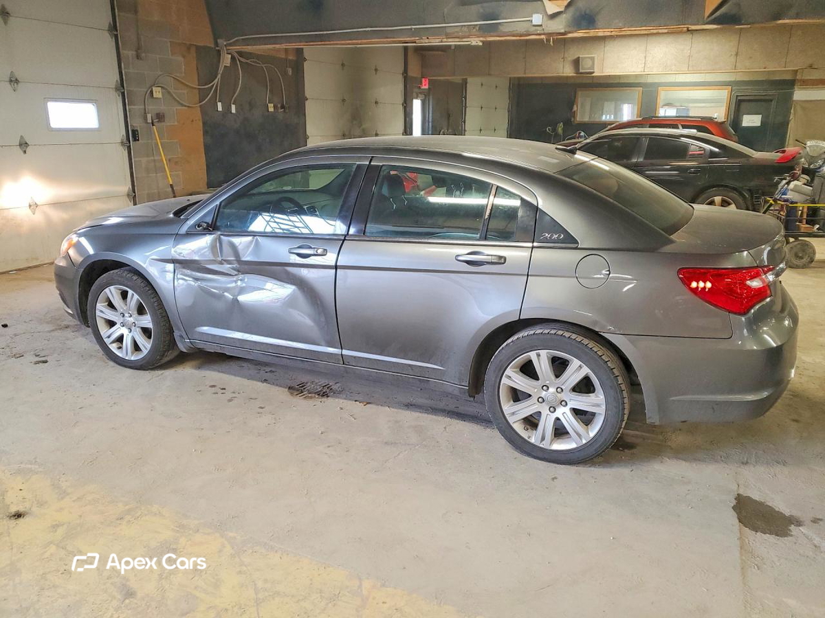 Chrysler 200 2013