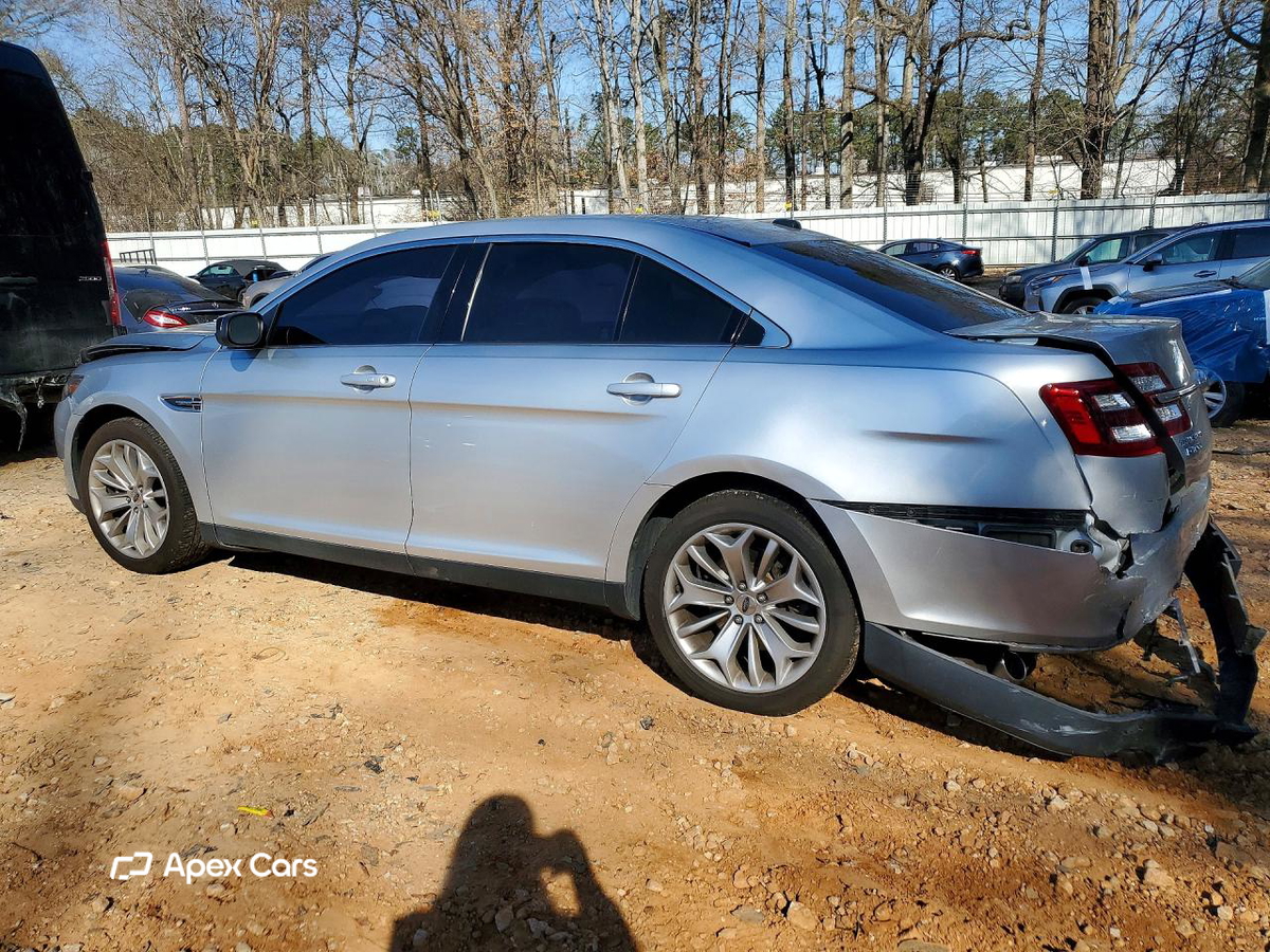 Ford Taurus 2017