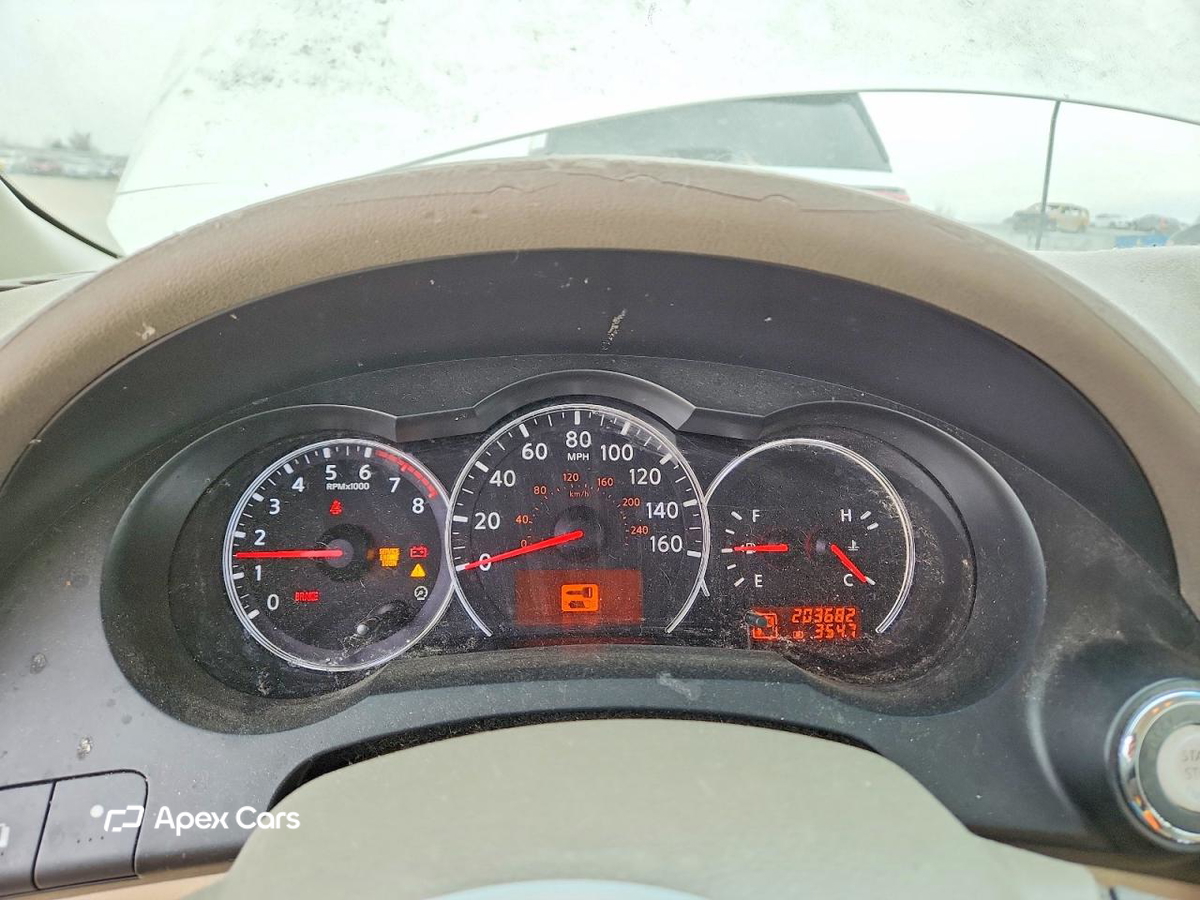 Nissan Altima 2010