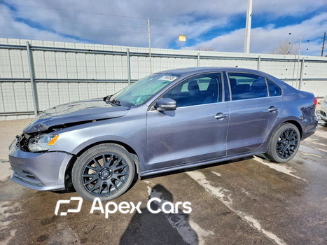 Volkswagen Jetta 2015 - Image 1 of 13