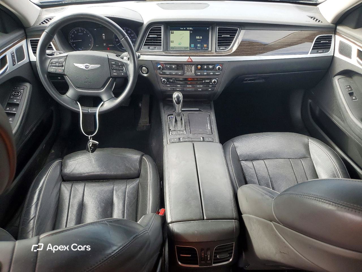 Hyundai Genesis 2015