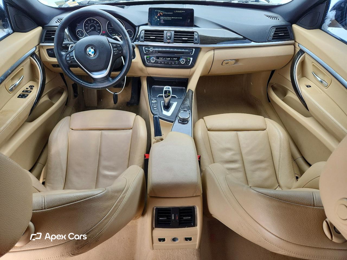 BMW Series 3 2016