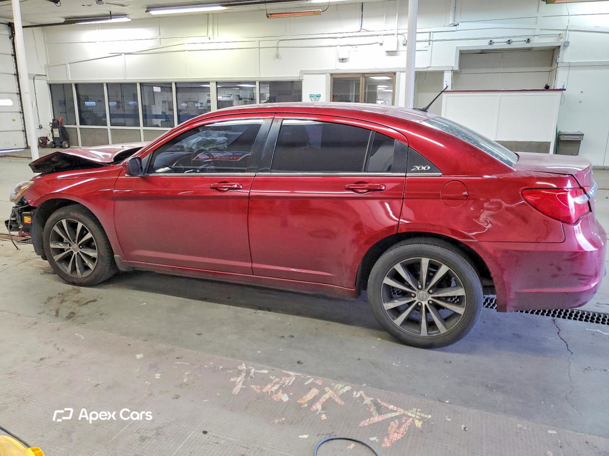 Chrysler 200 2013