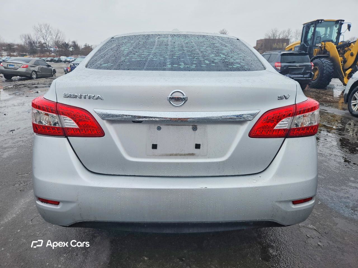 Nissan Sentra 2015