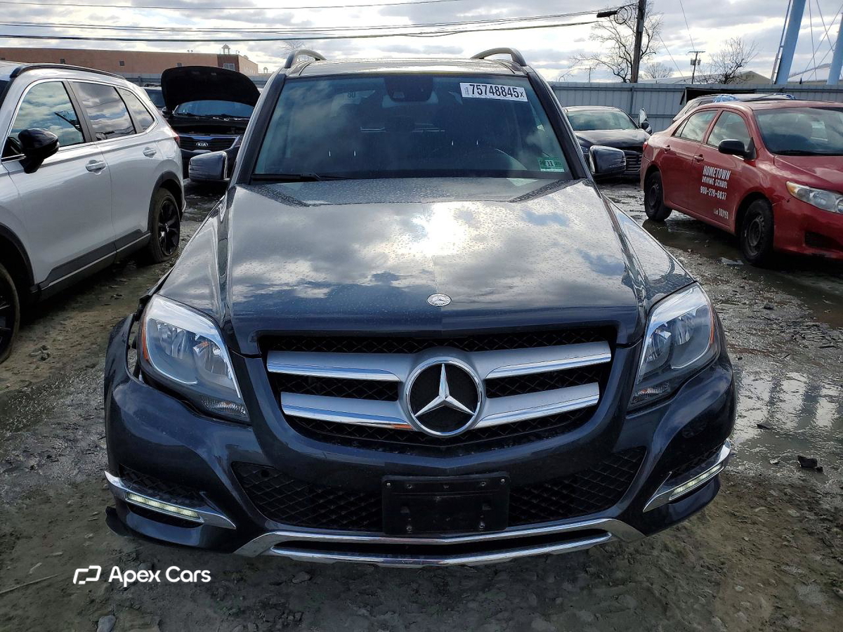 Mercedes-Benz  2015
