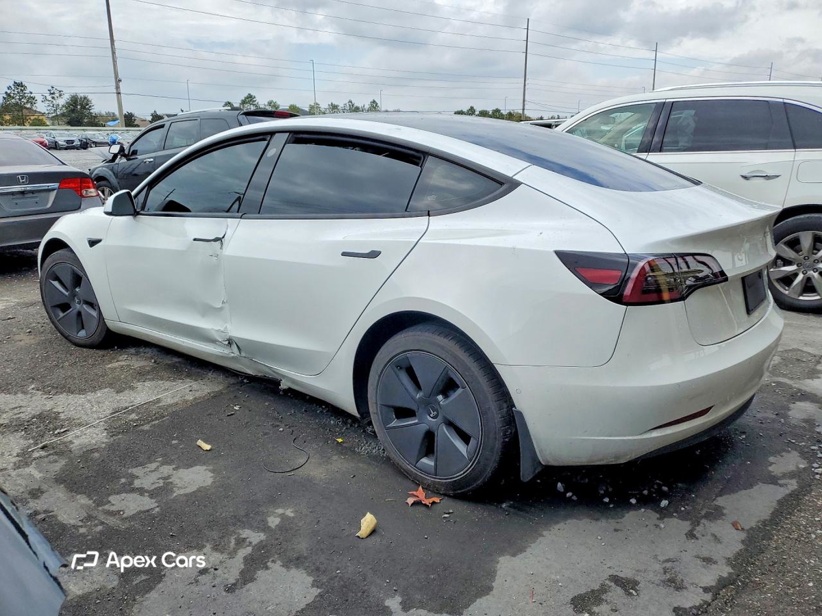 Tesla Model 3 2022