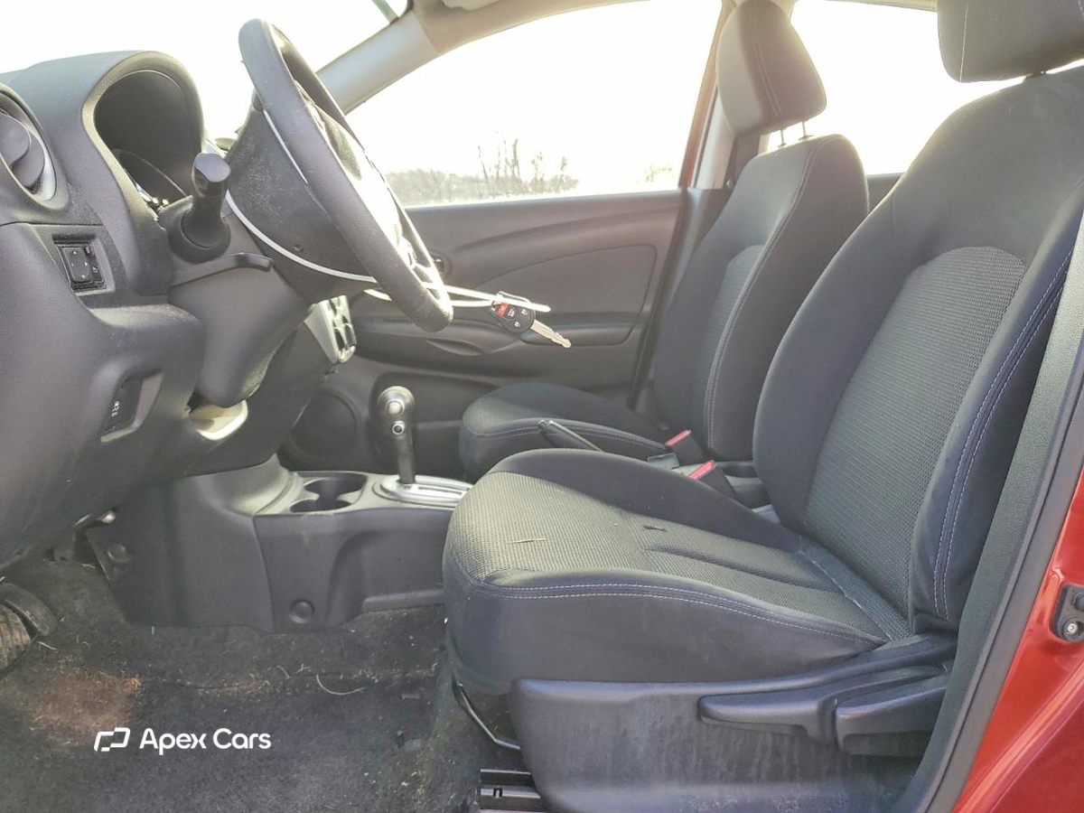 Nissan Versa 2016