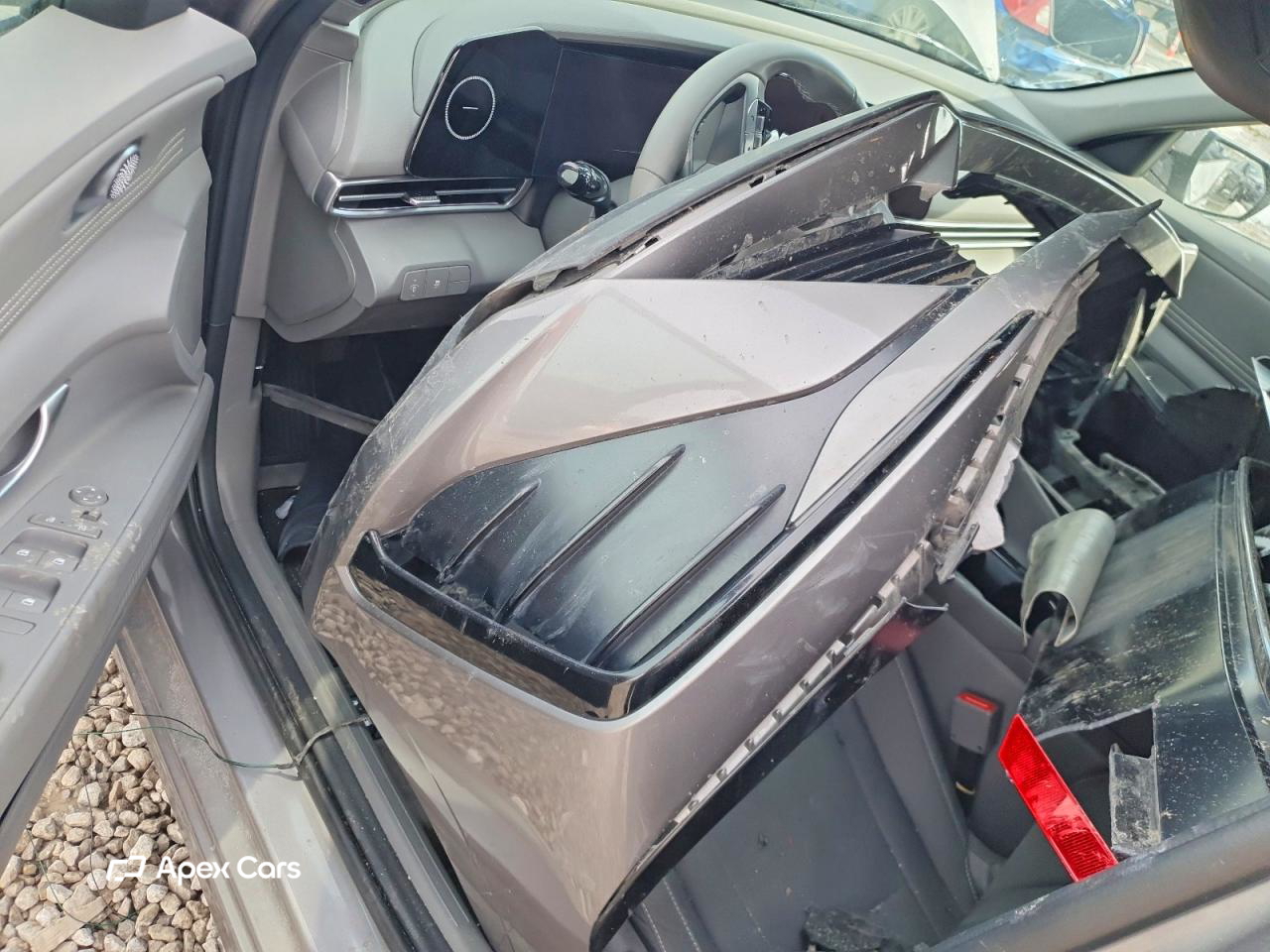 Hyundai Elantra 2024