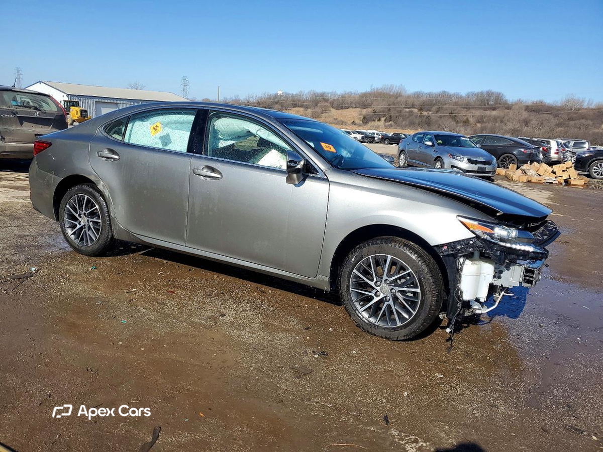 Lexus ES 2016