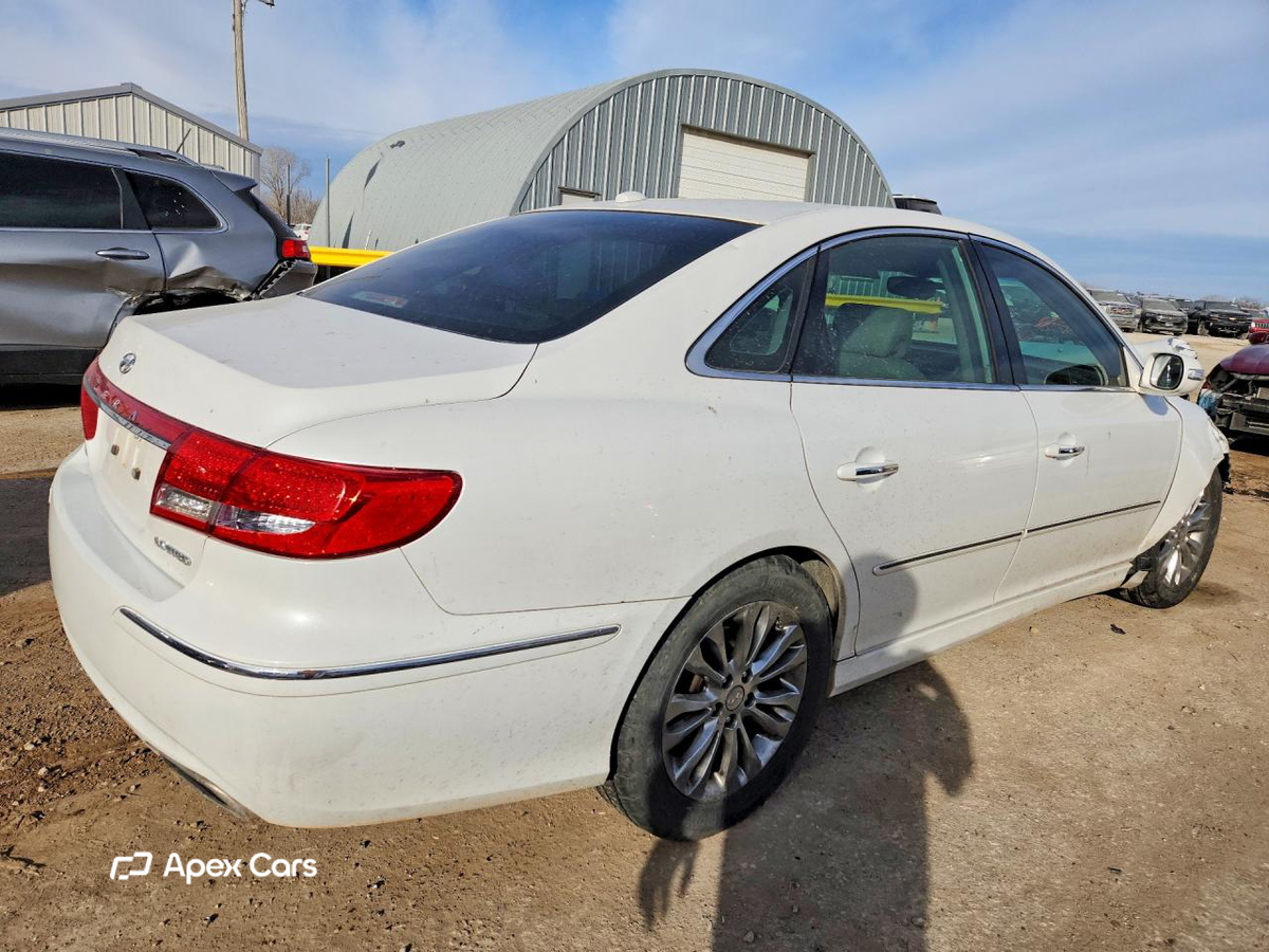 Hyundai Azera 2011