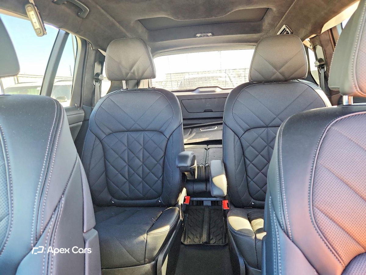 BMW X7 2024