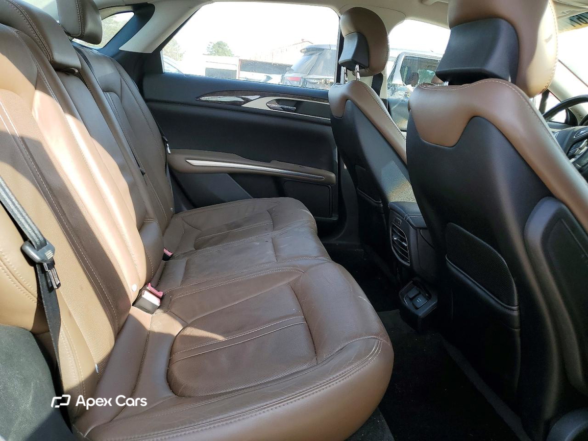 Lincoln MKZ 2015