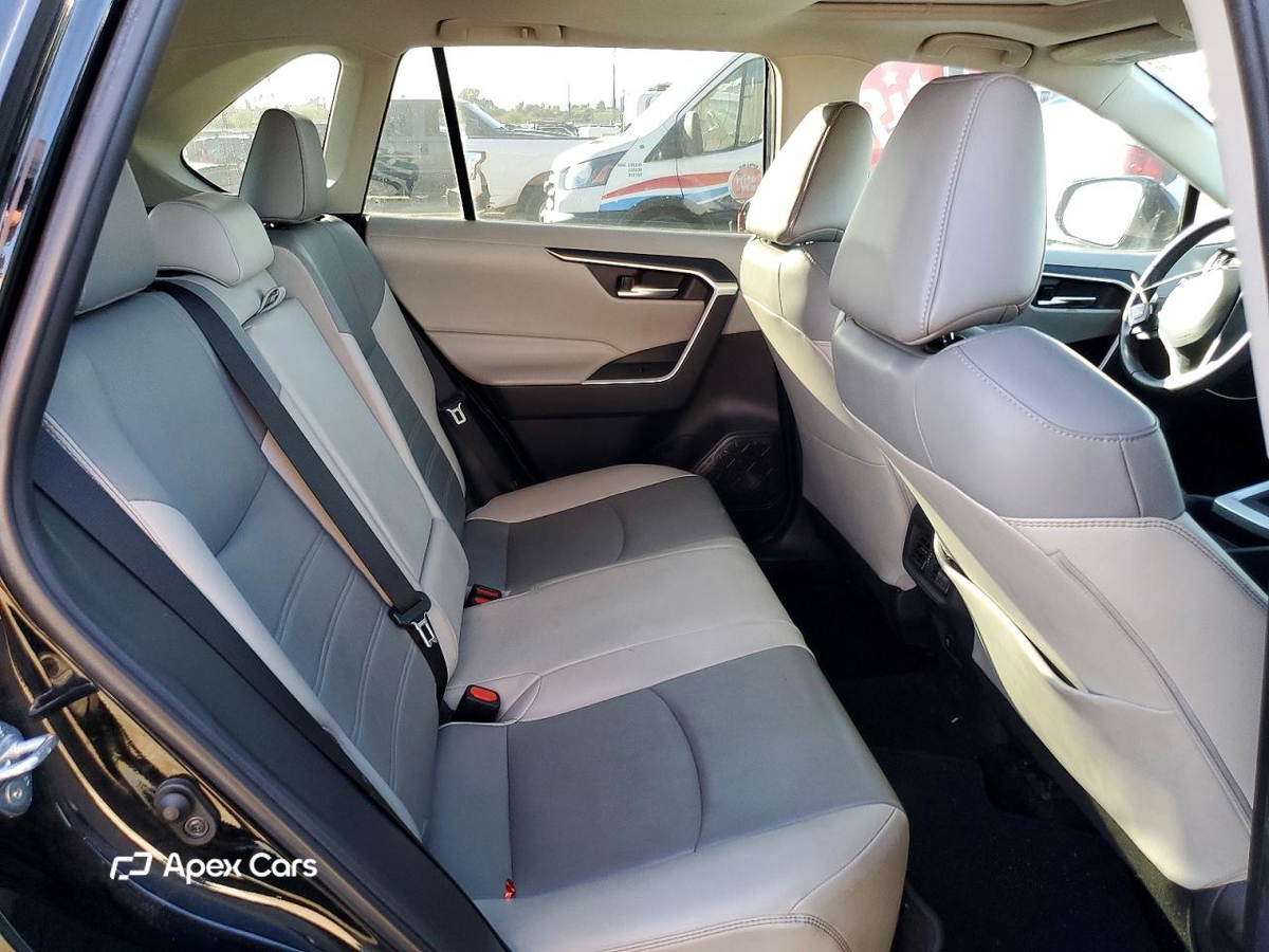 Toyota RAV 4 2019