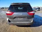 Toyota Sienna 2016