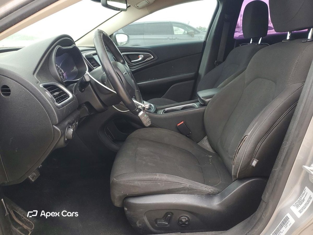 Chrysler 200 2015