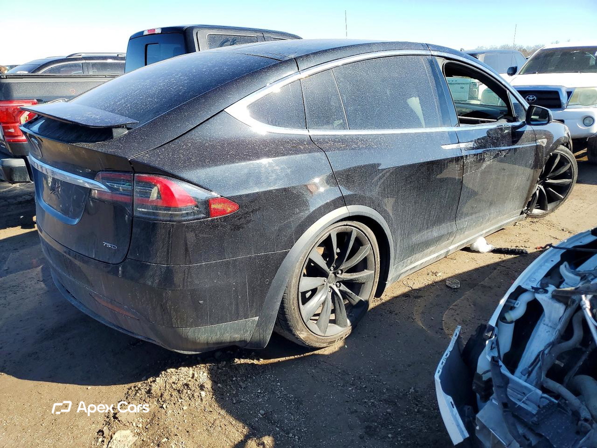 Tesla Model X 2016