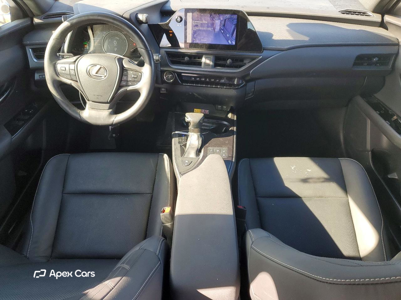 Lexus UX 2023