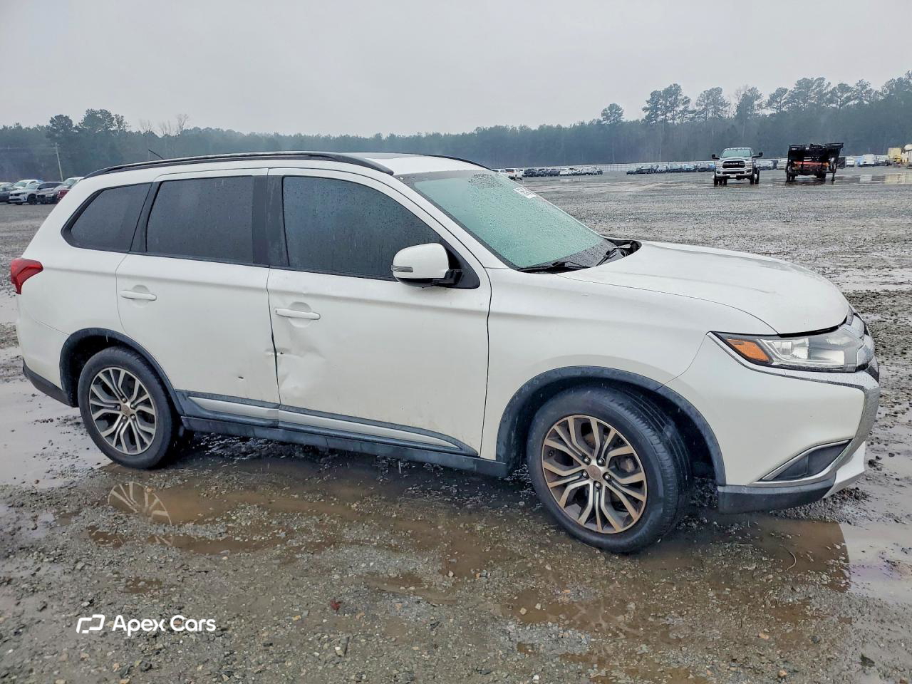 Mitsubishi Outlander 2016