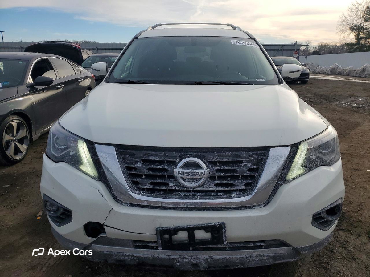 Nissan Pathfinder 2019