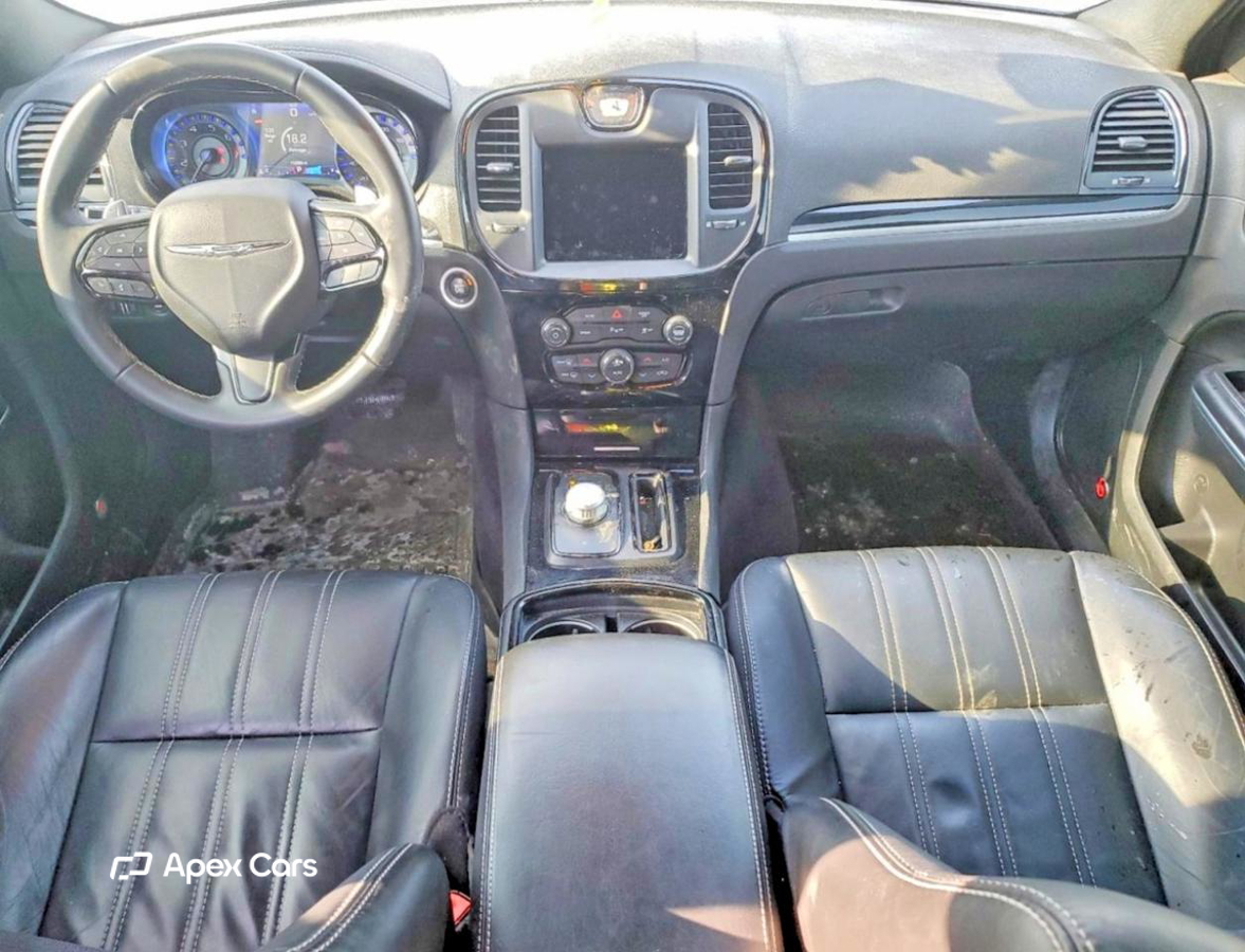 Chrysler 300 2017