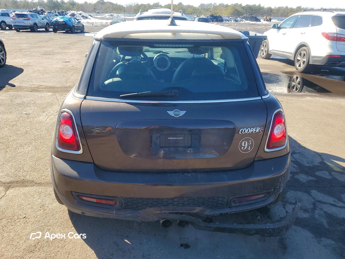 MINI Cooper 2012