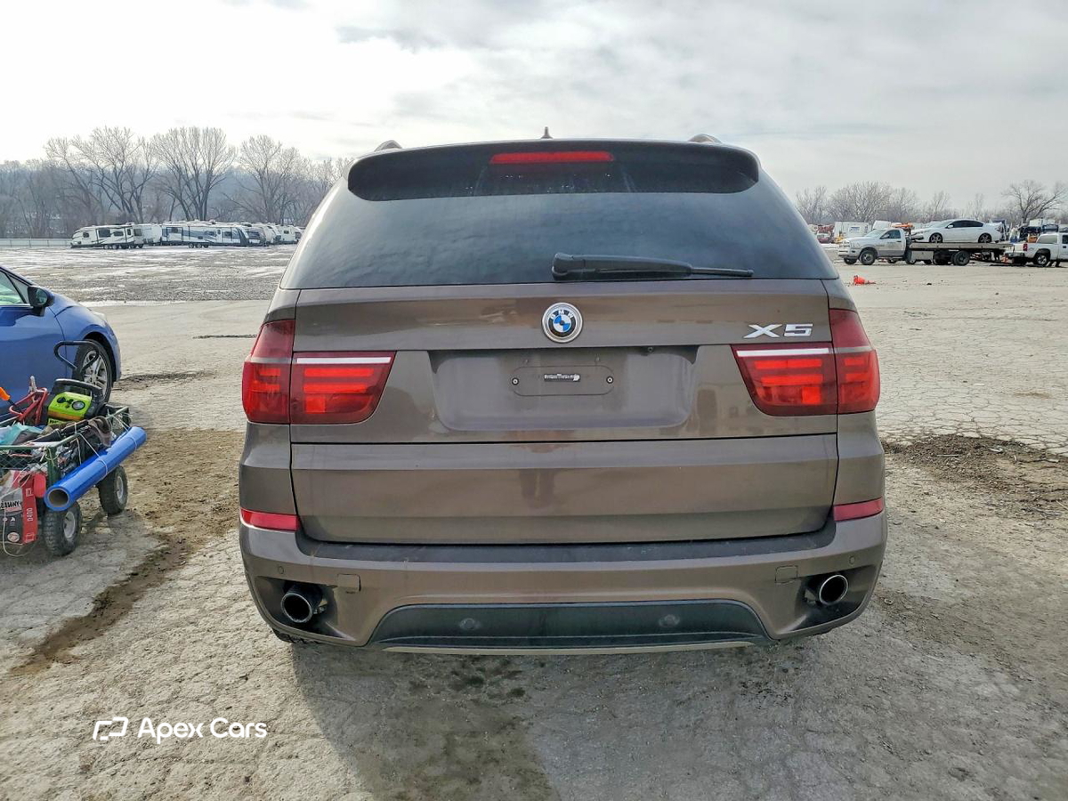 BMW X5 2011