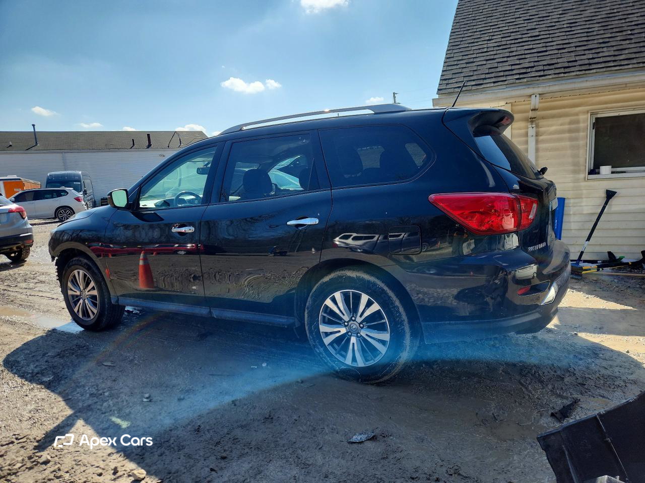 Nissan Pathfinder 2018