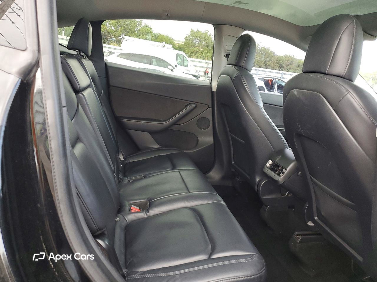 Tesla Model Y 2020