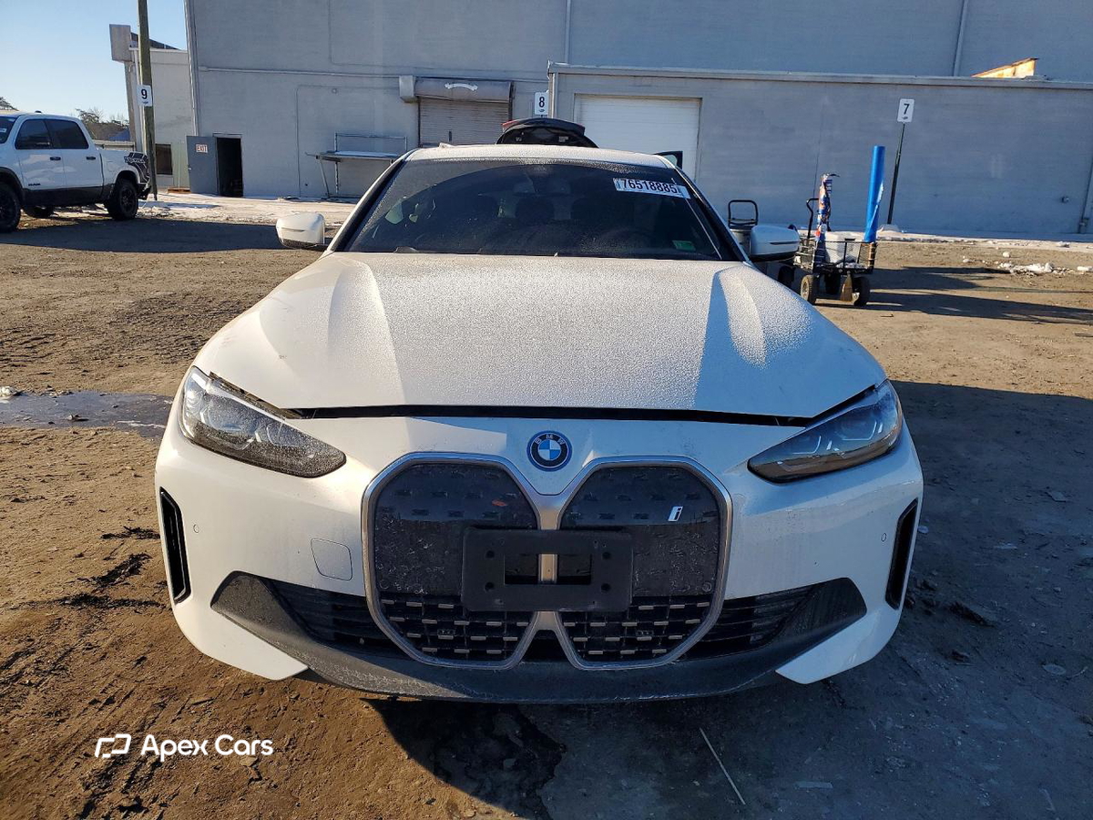 BMW i4 2023