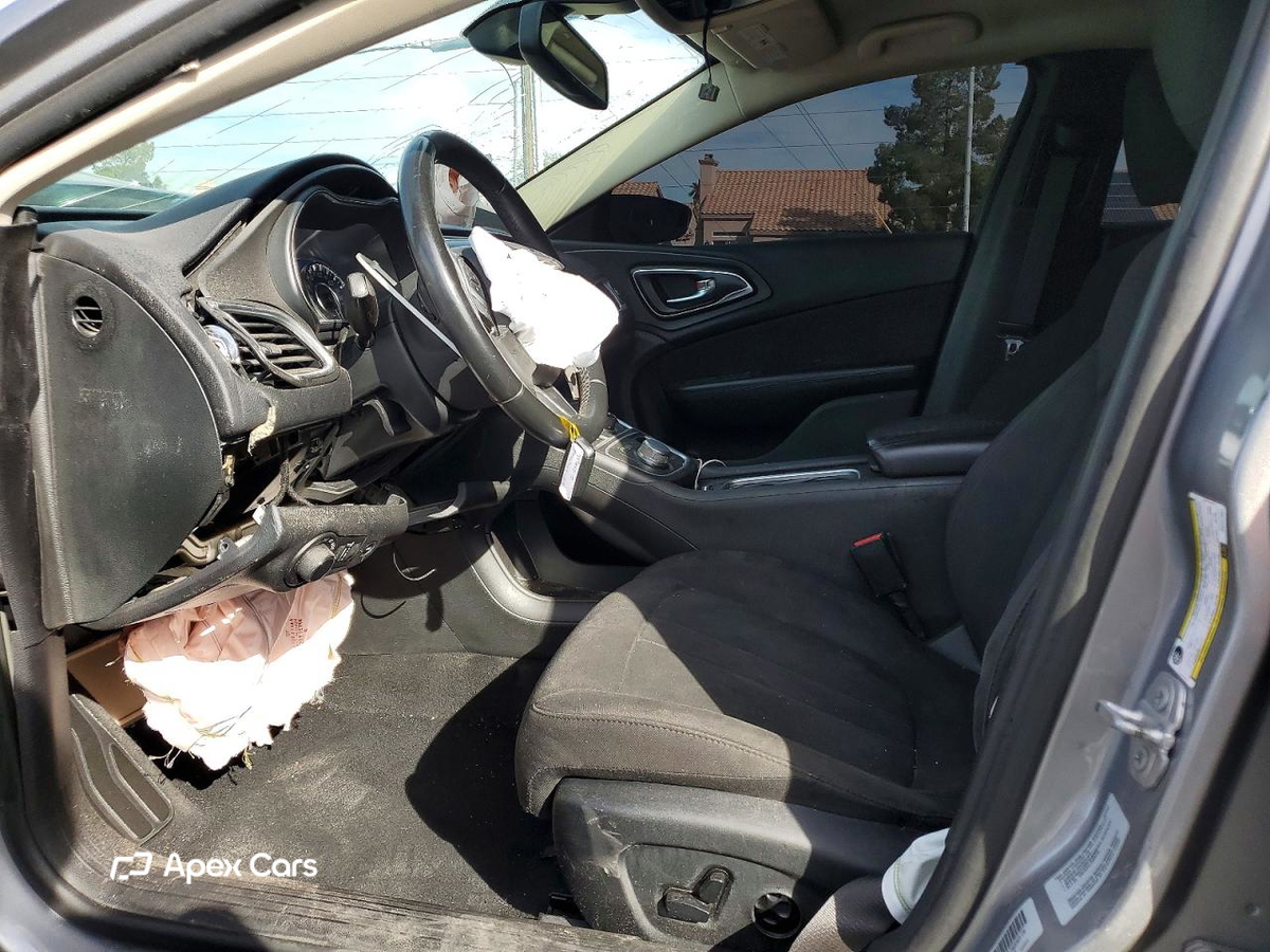 Chrysler 200 2016