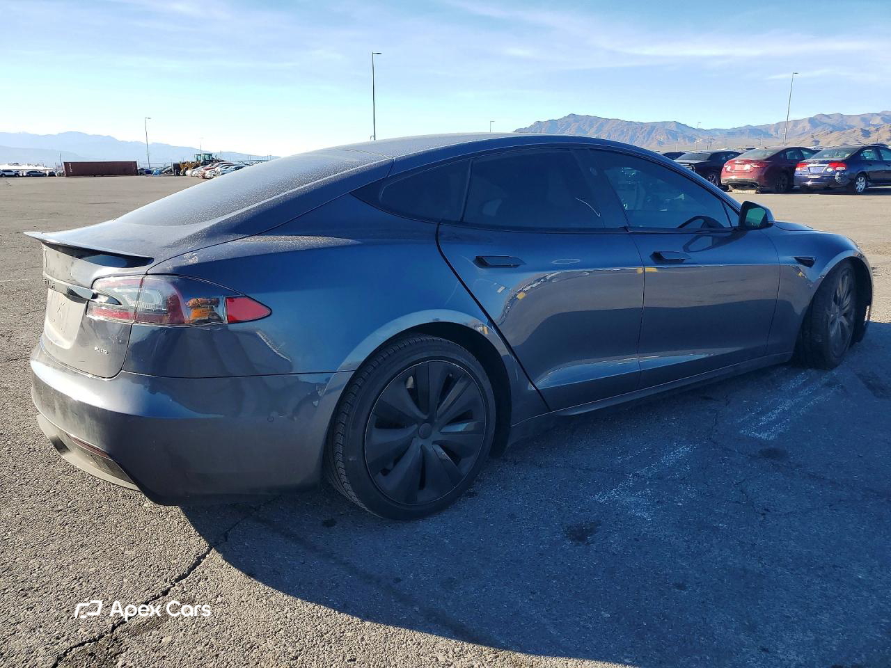 Tesla Model S 2021