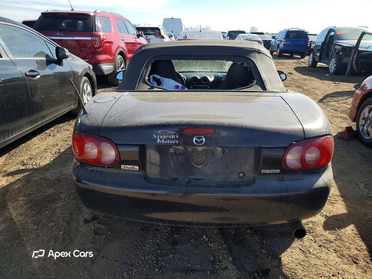 Mazda MX-5 2004